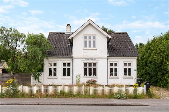 Assensvej 115 og 1 anden boliger er kommet til salg denne uge i Faaborg - se boligerne her.