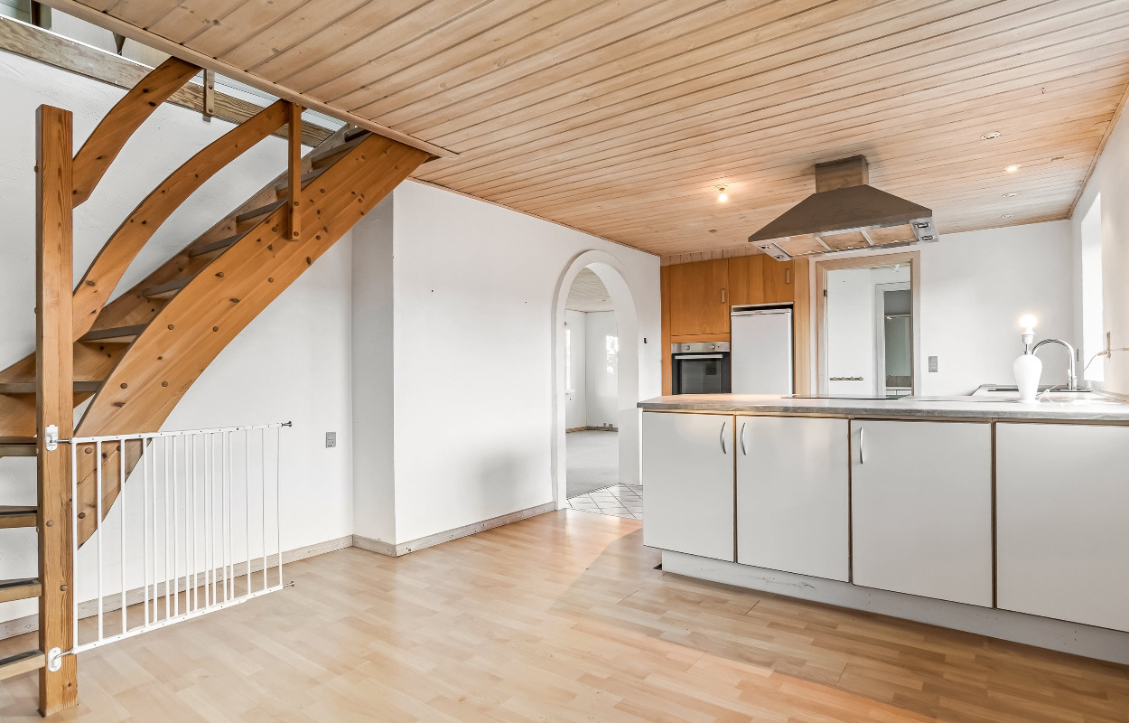 Bolig på 185 kvm med central beliggenhed og dobbelt garage