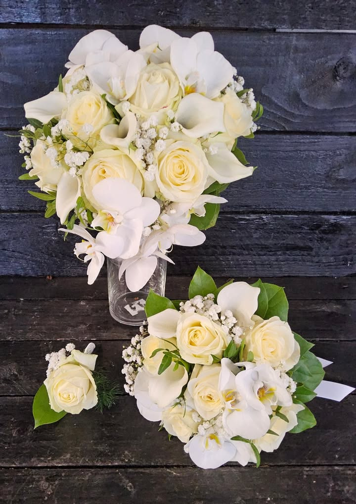 Flore Vida præsenterer elegant brudebuket fra weekendens bryllup