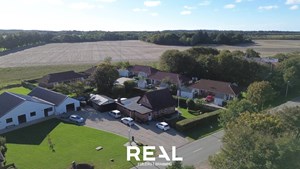 Nyhed fra RealMæglerne Esbjerg: Super velholdt villa til salg i Kokspang