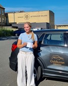 Filippa fik kørekort og er klar til Aalborgs gader