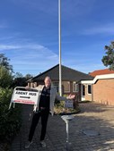 John Frandsen Herning fremviser moderniseret villa i Sunds til åbent hus