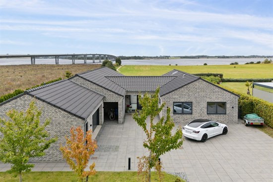 For 14.995.000 kr Ørnestens Vænge 61 - Se priserne på de dyreste boliger til salg i Frederikssund