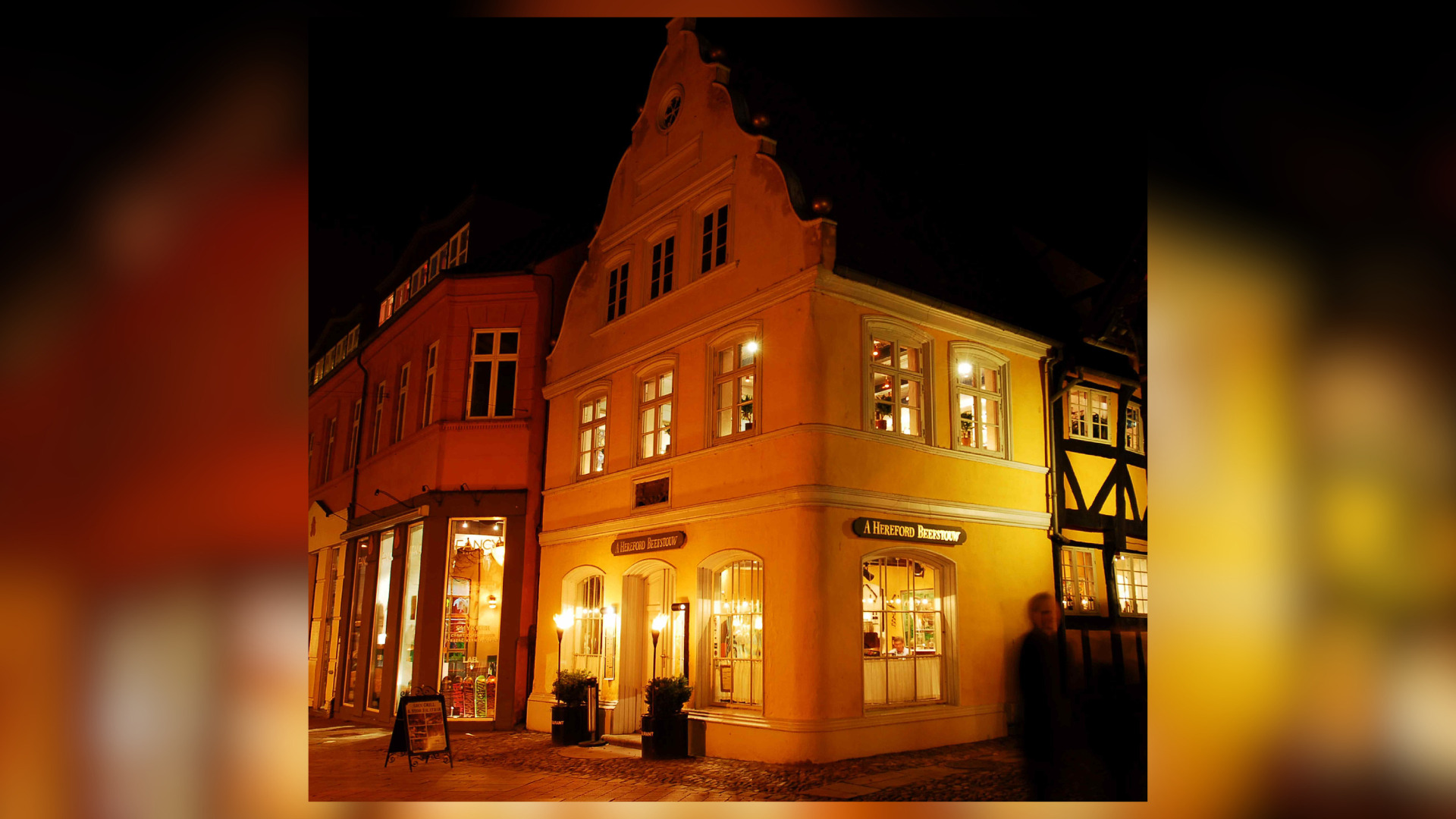 Historiske rammer med moderne smagsoplevelser hos A Hereford Beefstouw