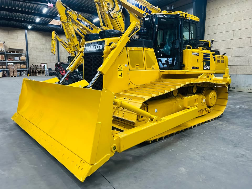 Scantruck A/S tilbyder avanceret Komatsu dozer med serviceaftale