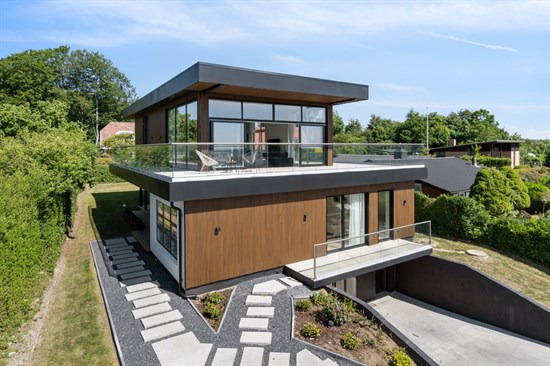 Højbovej 1 og 2 andre boliger er kommet til salg denne uge i Vejle - se boligerne her.