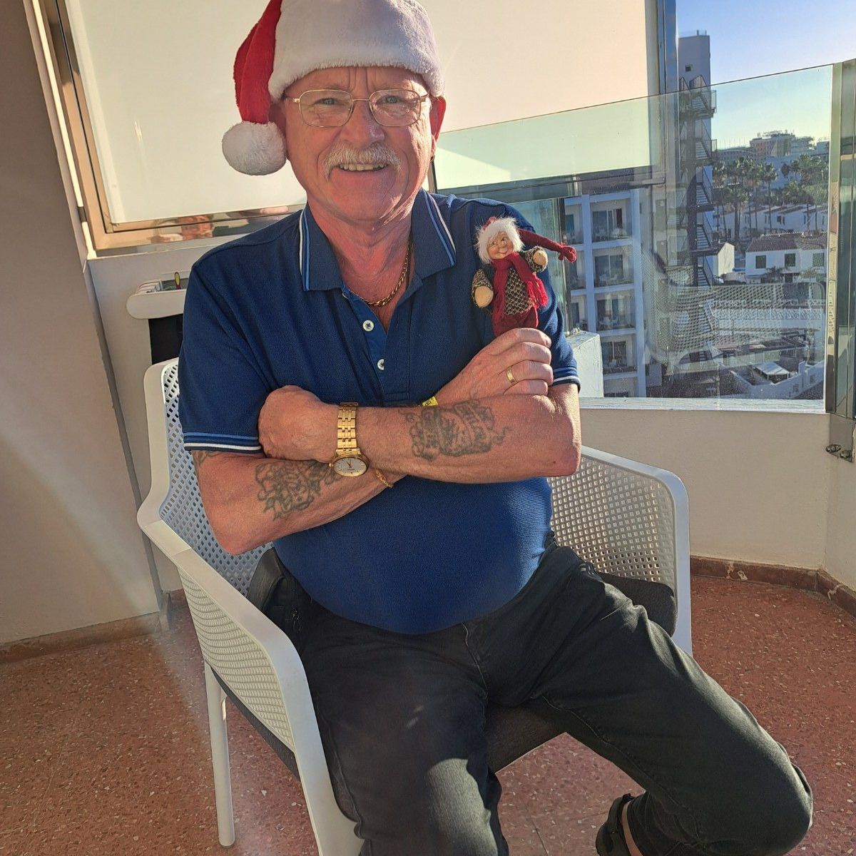 Kim Botoft Pedersen holder af havnen, brostensgaderne og Café Havslapning