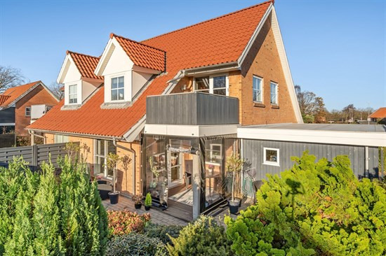 Til salg hos ESTATE Robin Thybo Esbjerg & Varde: Sjælden udbudt bolig i hjertet af Tarp