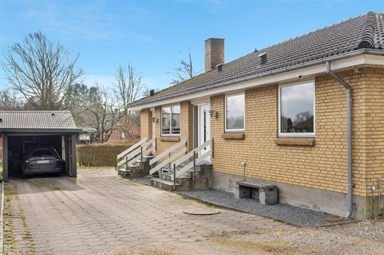 Pris sat ned med 100.000 kr. på Højvænget 13