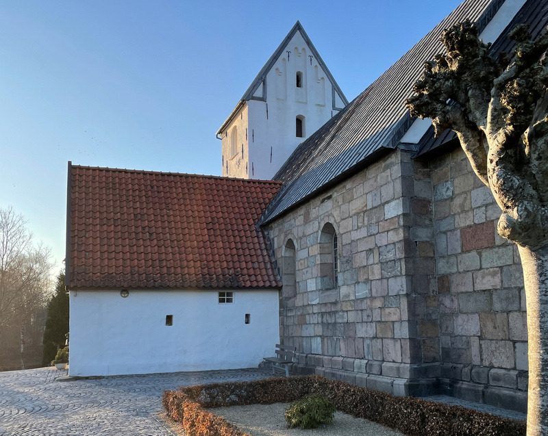 Find ro i stilhed på Gørding Kirke