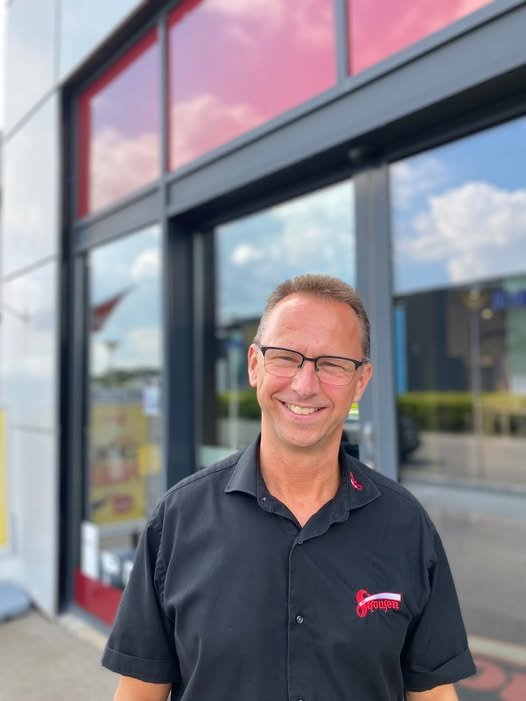 Skousen Holstebro byder velkommen til ny indehaver med 25 års erfaring i branchen