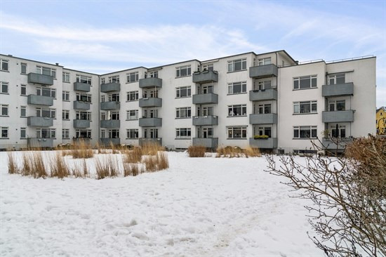 Taarbækdalsvej 1C er til salg for kun 3.995.000 kr.: Se de billigste boliger til salg i Klampenborg her