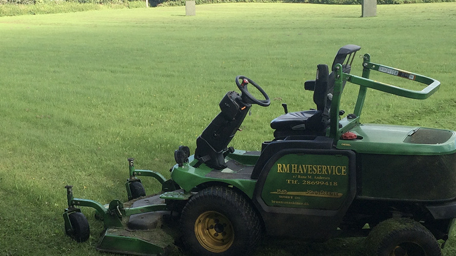 RM Haveservice: Din lokale partner i grøn vedligeholdelse og snerydning i Brønderslev