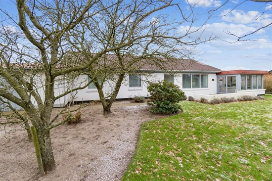 Bygmarken 9 og 1 anden boliger er kommet til salg denne uge i Gredstedbro - se boligerne her.