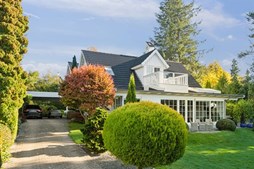 Geelsmark 17 og 1 anden boliger er kommet til salg denne uge i Holte - se boligerne her.