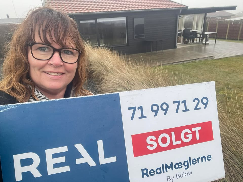 RealMæglerne Næstved by Bülow ApS har solgt sommerhus på Tomsvej 93E i Vesterhave