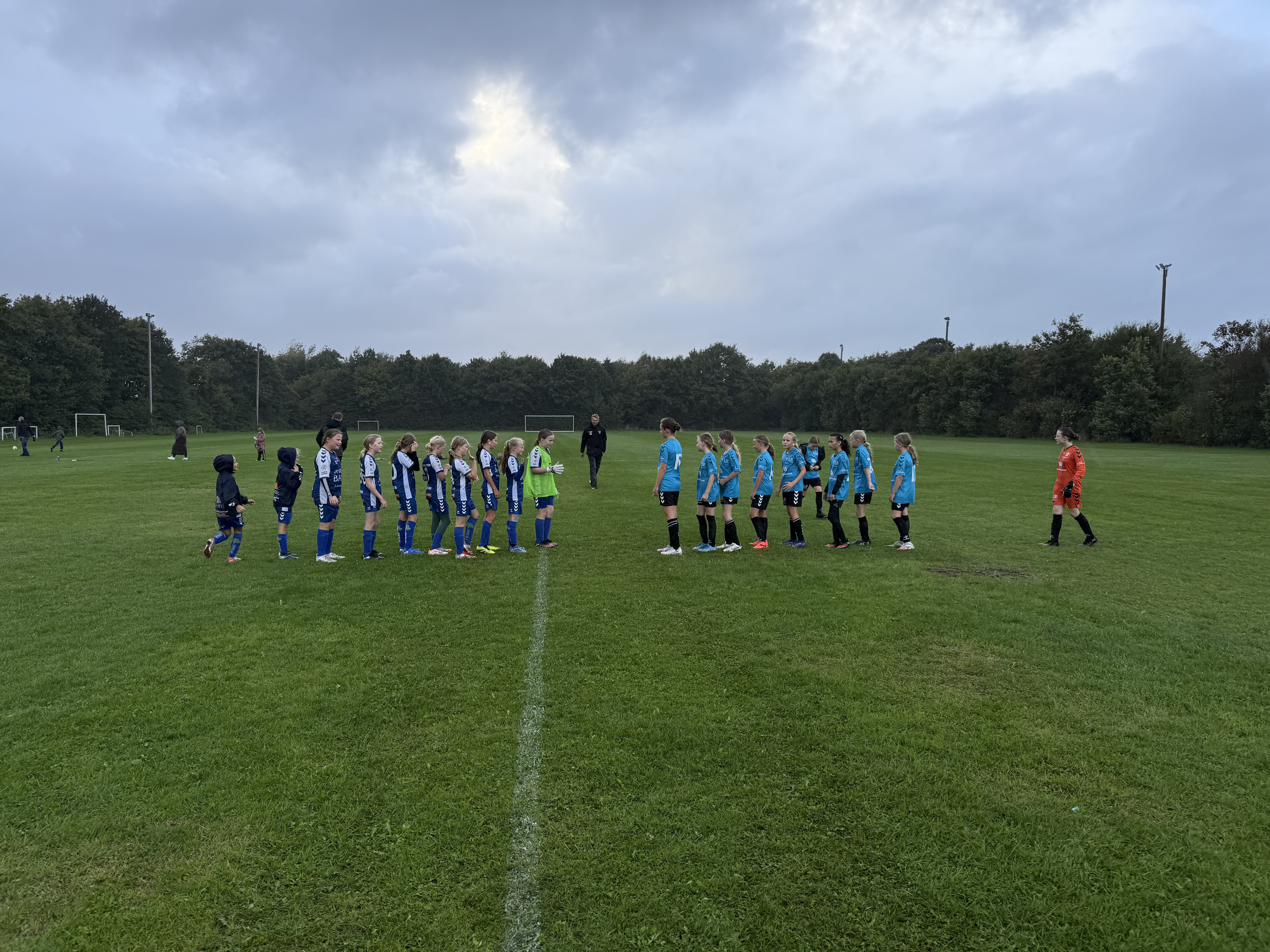 Lemvig GF U12 Piger besejrer Ulfborg-Vemb på glat bane