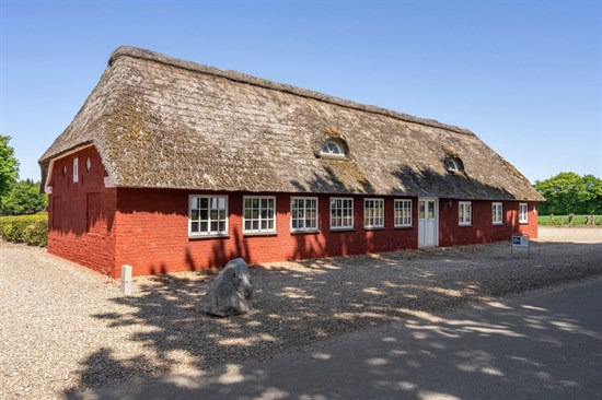 Landejendom med udsigt til skov - mulighed for hestehold