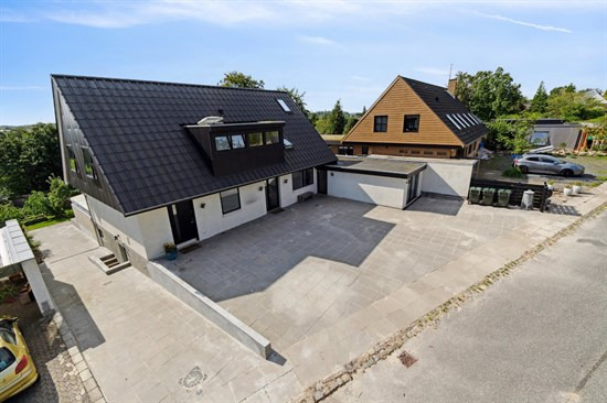 Top 6 over dyreste boliger til salg i Kolind. Priser op til 7.495.000 kr