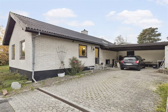 Lystrupvej 48 er til salg for kun 1.795.000 kr.: Se de billigste boliger til salg i Slangerup her