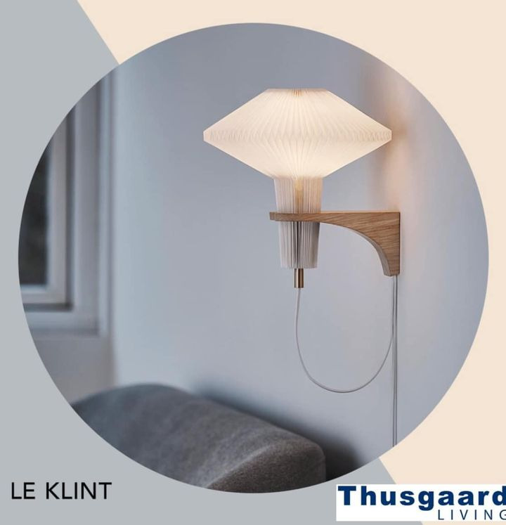Thusgaard Living præsenterer den tidløse Le Klint Mushroom væglampe fra 1957