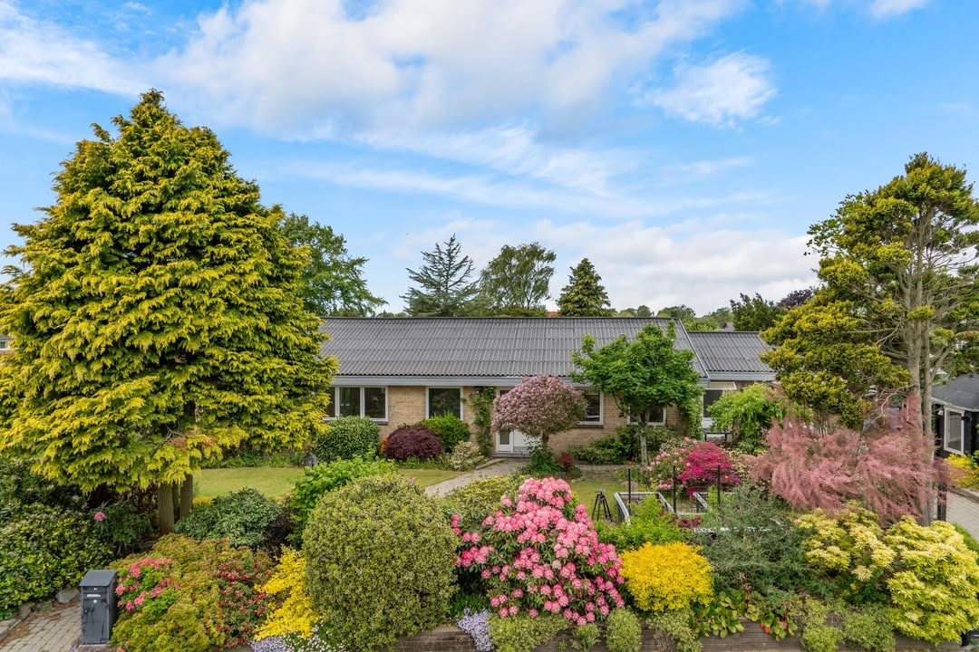 Mæglerhuset Brønderslev præsenterer etplansvilla til ny pris i Sydbyen