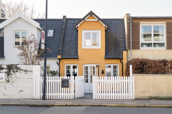 Taarbækdalsvej 1C er til salg for kun 3.995.000 kr.: Se de billigste boliger til salg i Klampenborg her