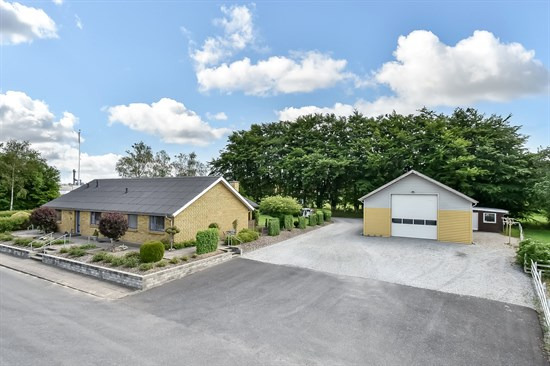 Top 6 over dyreste boliger til salg i Gadbjerg. Priser op til 5.800.000 kr