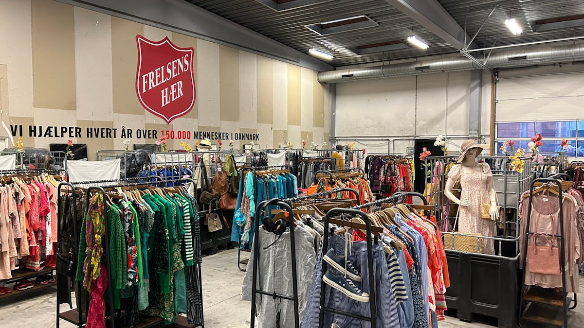Oplev årets forårs- og sommer-kilosalg hos Frelsens Hær Genbrug