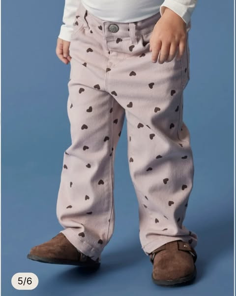 Børneshoppen Brønderslev præsenterer ny pige kollektion og matchende sæt til lillesøster