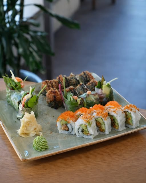 Yumi Aalborg inviterer til weekendforkælelse med sushi i Allerød og Aalborg