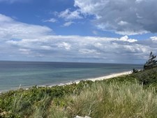 &LIVING Aalborg fremviser unikt liebhaver-sommerhus i Rågeleje med panoramaudsigt og privat strandsti