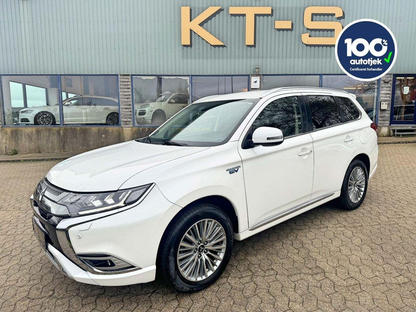 KT-S tilbyder Mitsubishi Outlander med automatgear til salg nu