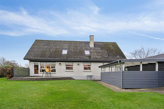 Bolig til salg for 2,2  mio. kroner - se hvad der ellers er til salg i Silkeborg Kommune