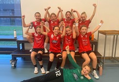 Brønderslev-pigerne holder humøret højt trods nederlag
