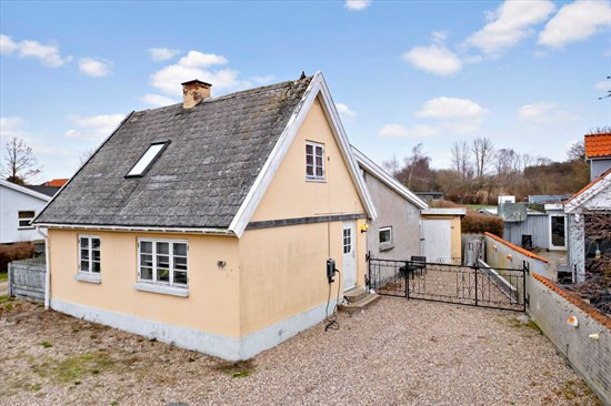 Lyngvej 93 er til salg for kun 895.000 kr.: Se de billigste boliger til salg i Højby her