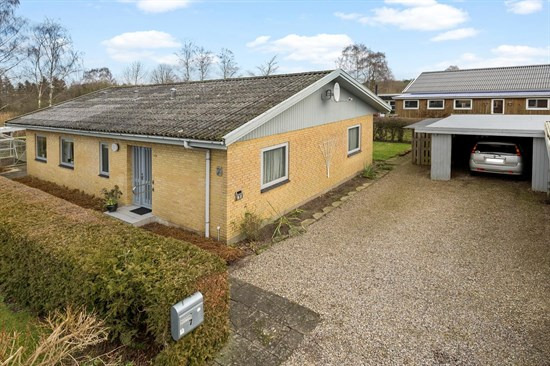 Pris sat ned med 100.000 kr. på Fuglebakken 7