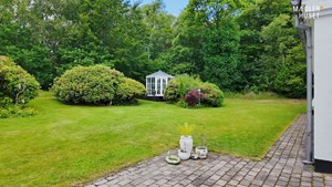 Imponerende villa med fantastisk beliggenhed lige ved skoven på Vævervej 65, 9300 Sæby - Mæglerhuset Sæby