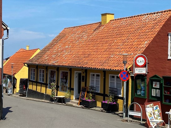 Top 6 over dyreste boliger til salg i Gudhjem. Priser op til 10.500.000 kr