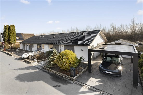 Top 6 over dyreste boliger til salg i Hedehusene. Priser op til 8.995.000 kr