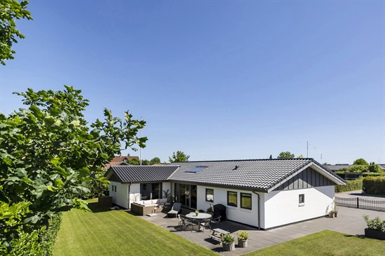 Jomfruvej 11 og 2 andre boliger er kommet til salg denne uge i Fredericia - se boligerne her.