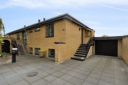 Top 6 over dyreste boliger til salg i Klarup. Priser op til 4.395.000 kr