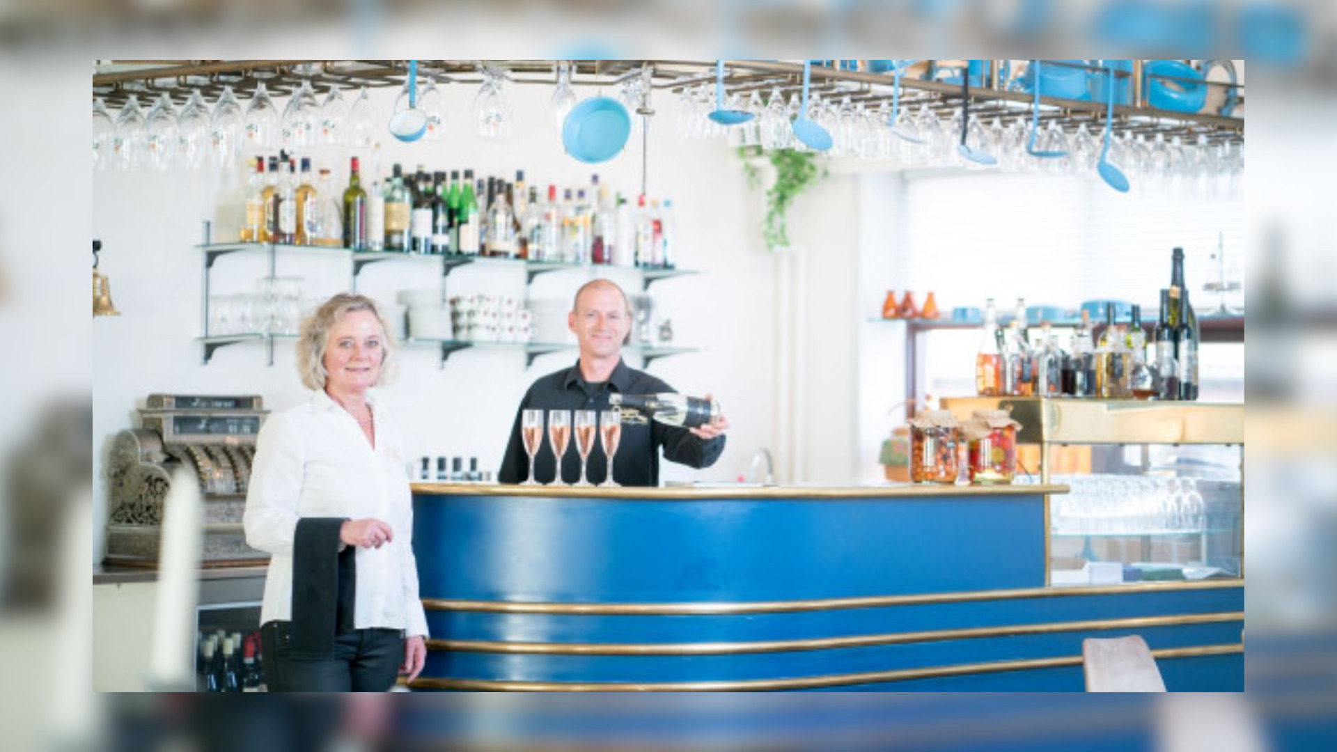 Mortensaften hos Oasen – and, hygge og klassikere den 10. november