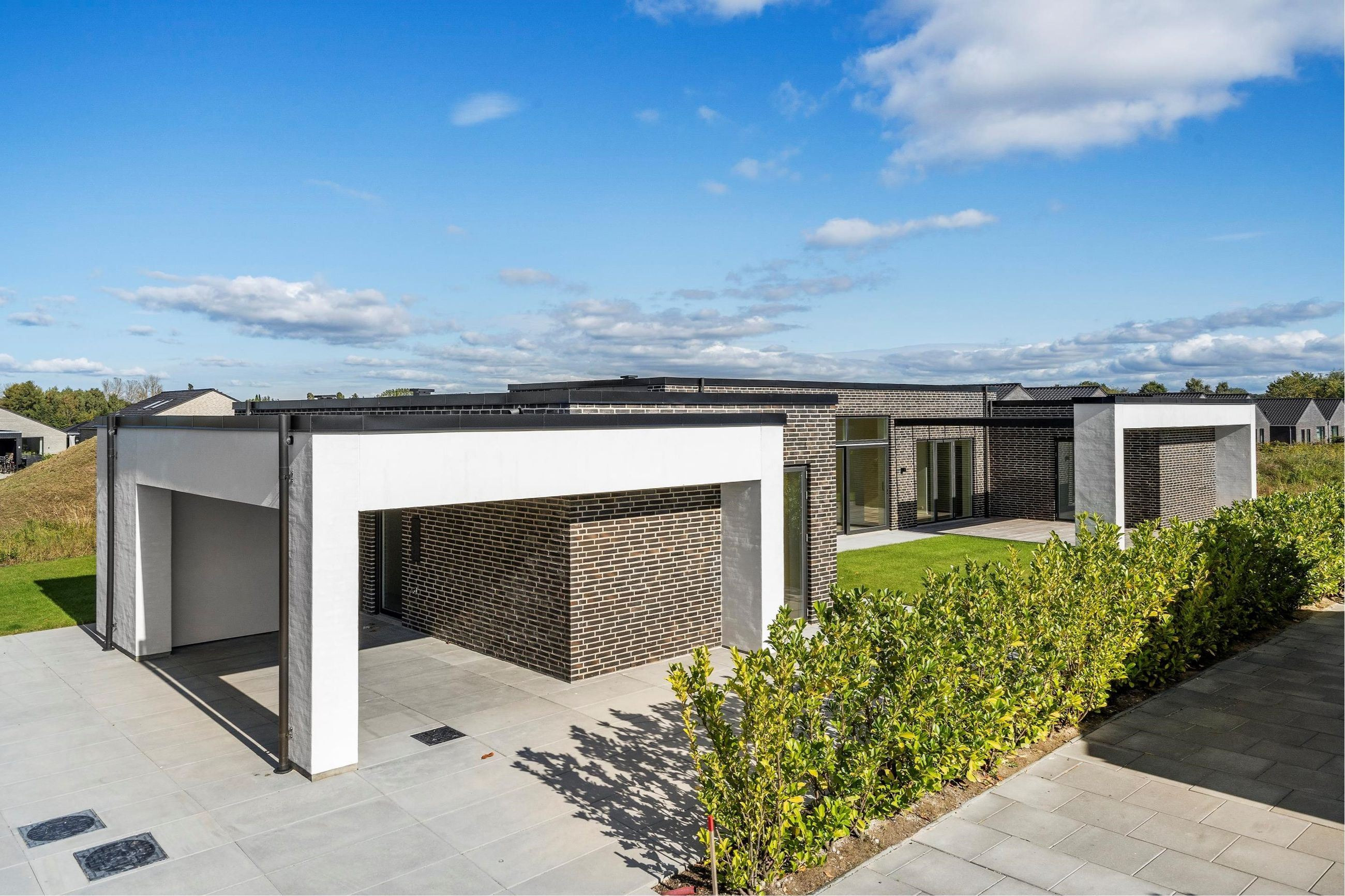 Luksusbolig netop kommet til salg i Nivå: Se hvad du skal smide for Nivås dyreste adresser her