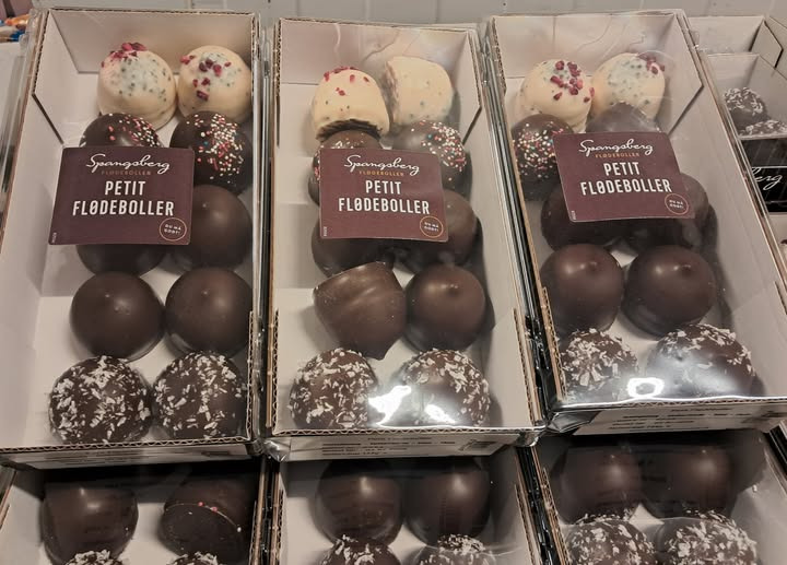 Spar Valsgård tilbyder Spangsberg petitflødeboller til særpris