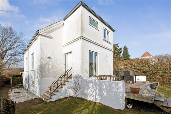 Top 6 over dyreste boliger til salg i Viby J. Priser op til 16.800.000 kr