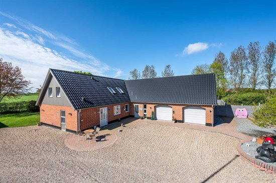 Top 6 over dyreste boliger til salg i Nørre Nebel. Priser op til 4.295.000 kr