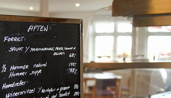 Generalforsamling og fællessang hos Samsø Aftenskole