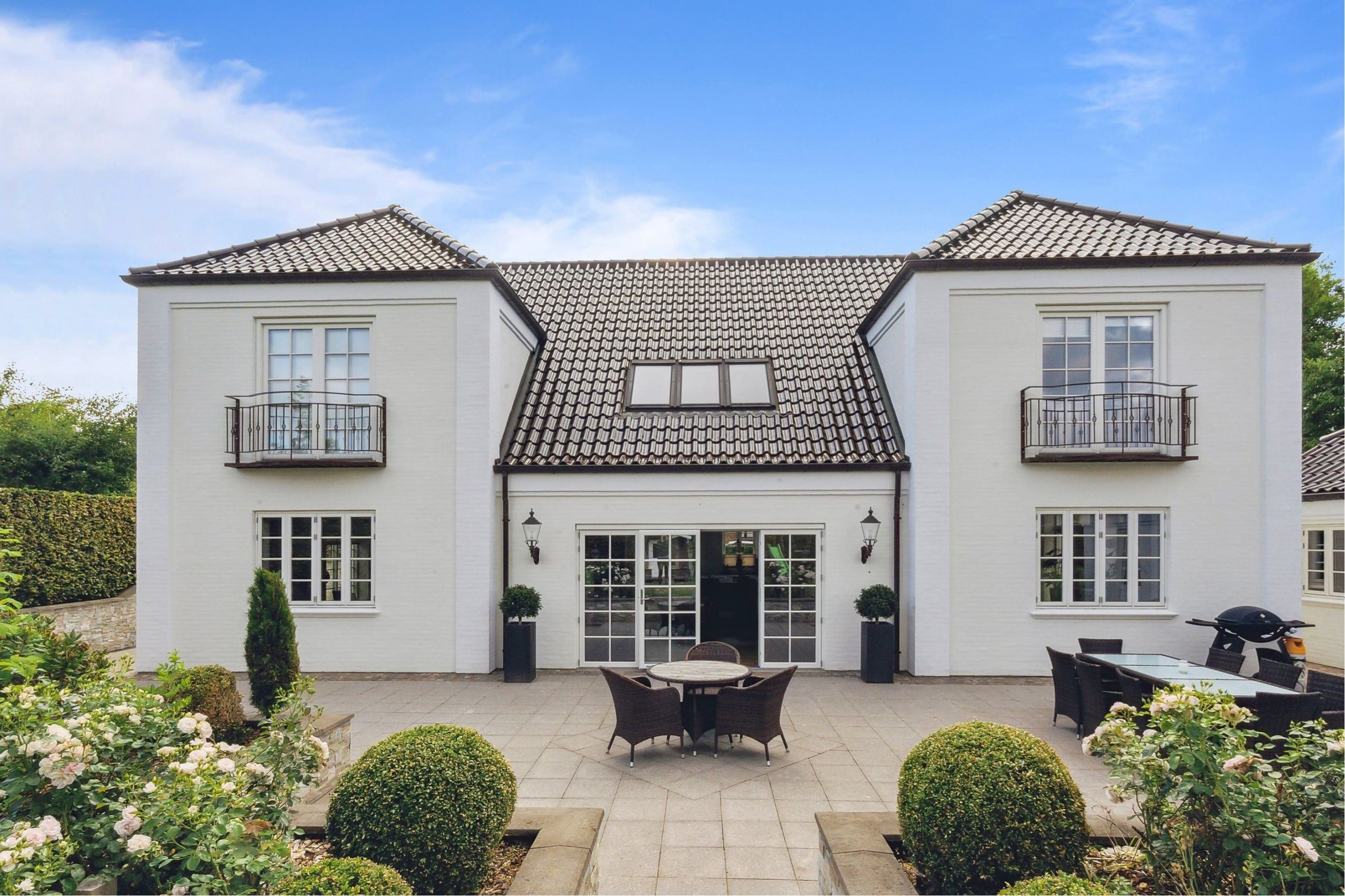 Eksklusiv bolig for 5,5  mio. kroner er netop kommet til salg i Brædstrup - Se den og de dyreste boliger her