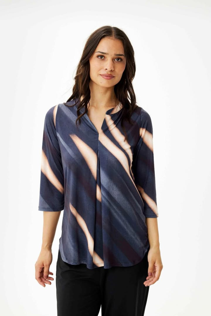 Rosengreen sætter Infront-bluse ned fra 500 til 200 kr.